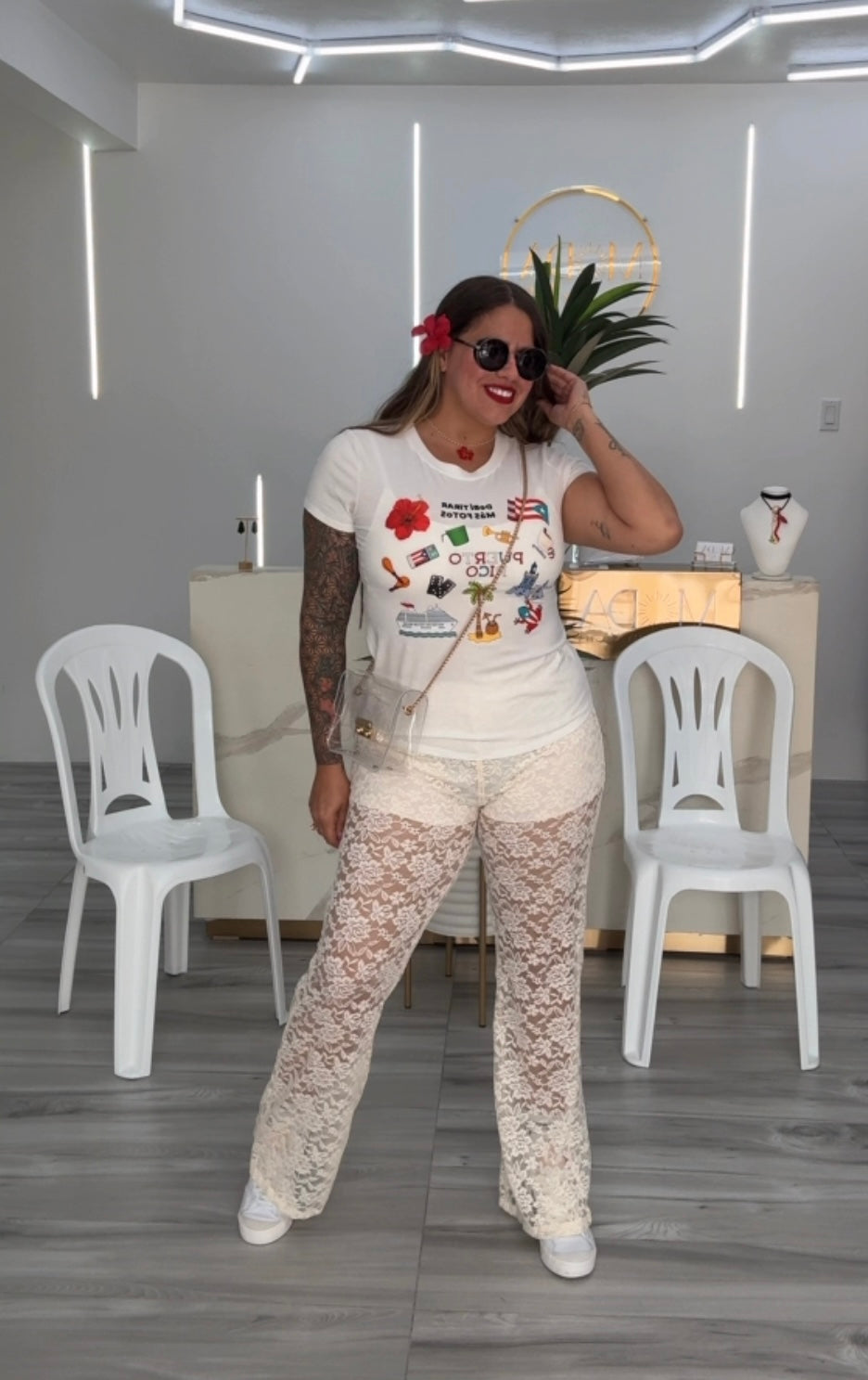 Isla bella T Shirts
