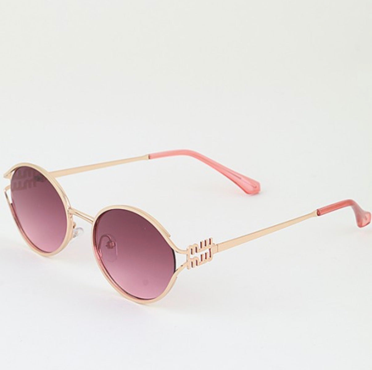 Retro Chic Oval Sunglasses
